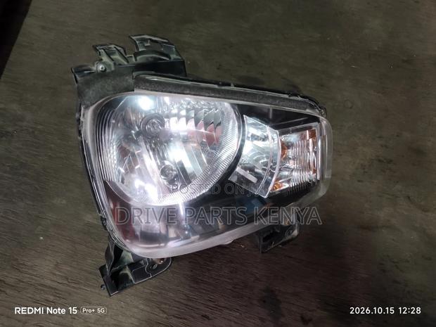 Suzuki Alto 2017 Headlight - thumbnail 3