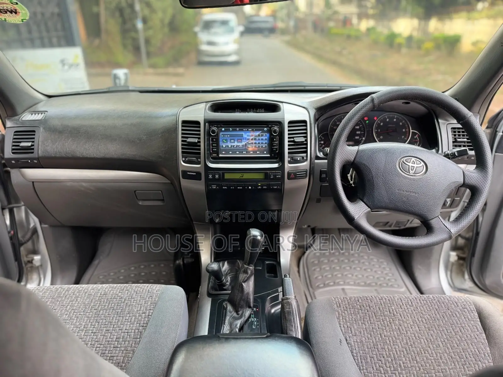 Toyota Land Cruiser Prado 2003 Silver