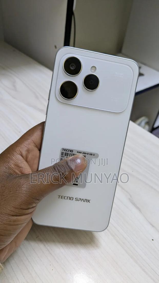 Tecno Spark 40 256 GB White - main view