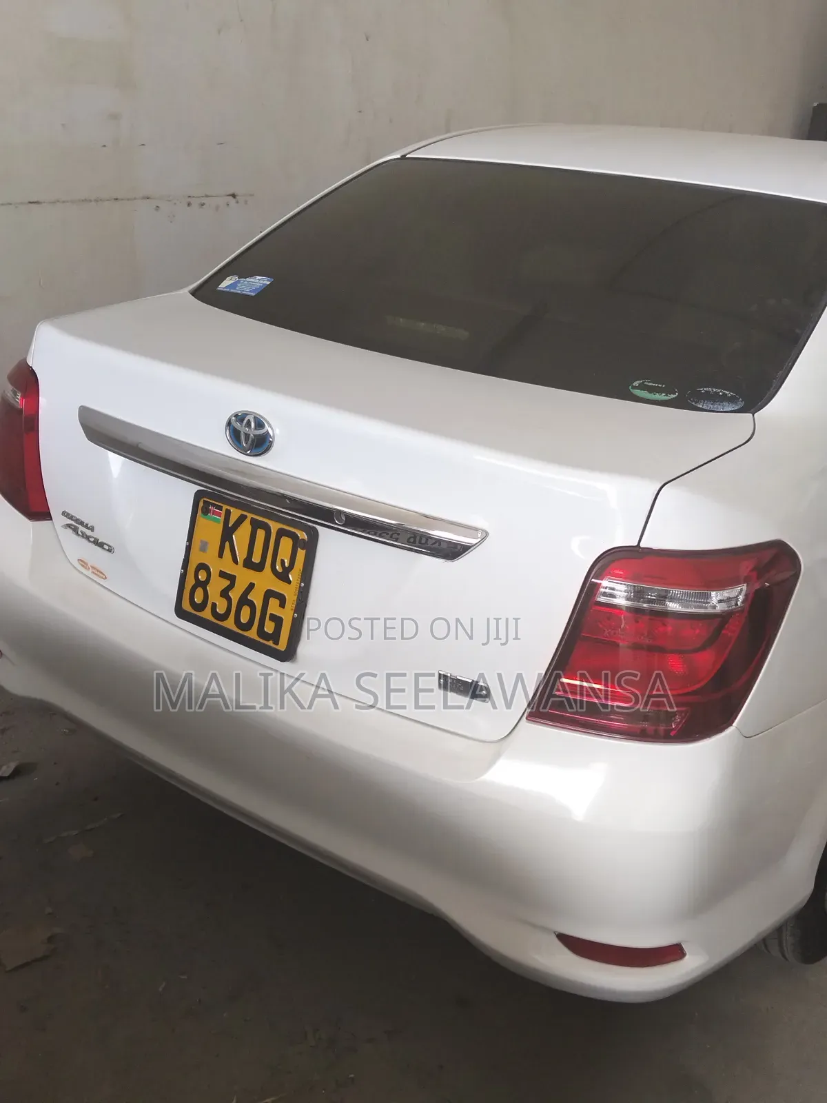 Toyota Axio 1.5 Hybrid 2WD 2016 White