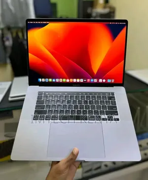 Laptop Apple MacBook Pro 2019 16GB Intel Core i9 SSD 512GB