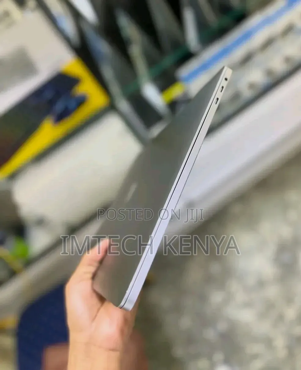 Laptop Apple MacBook Pro 2019 16GB Intel Core i9 SSD 512GB