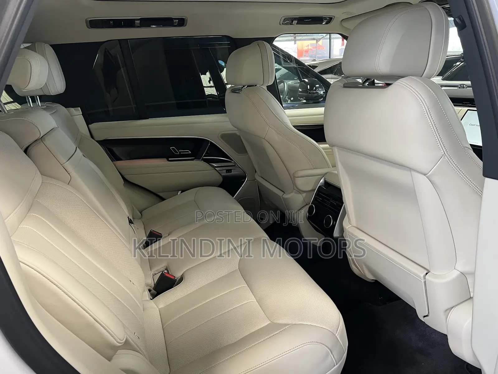 Land Rover Range Rover 2024 White