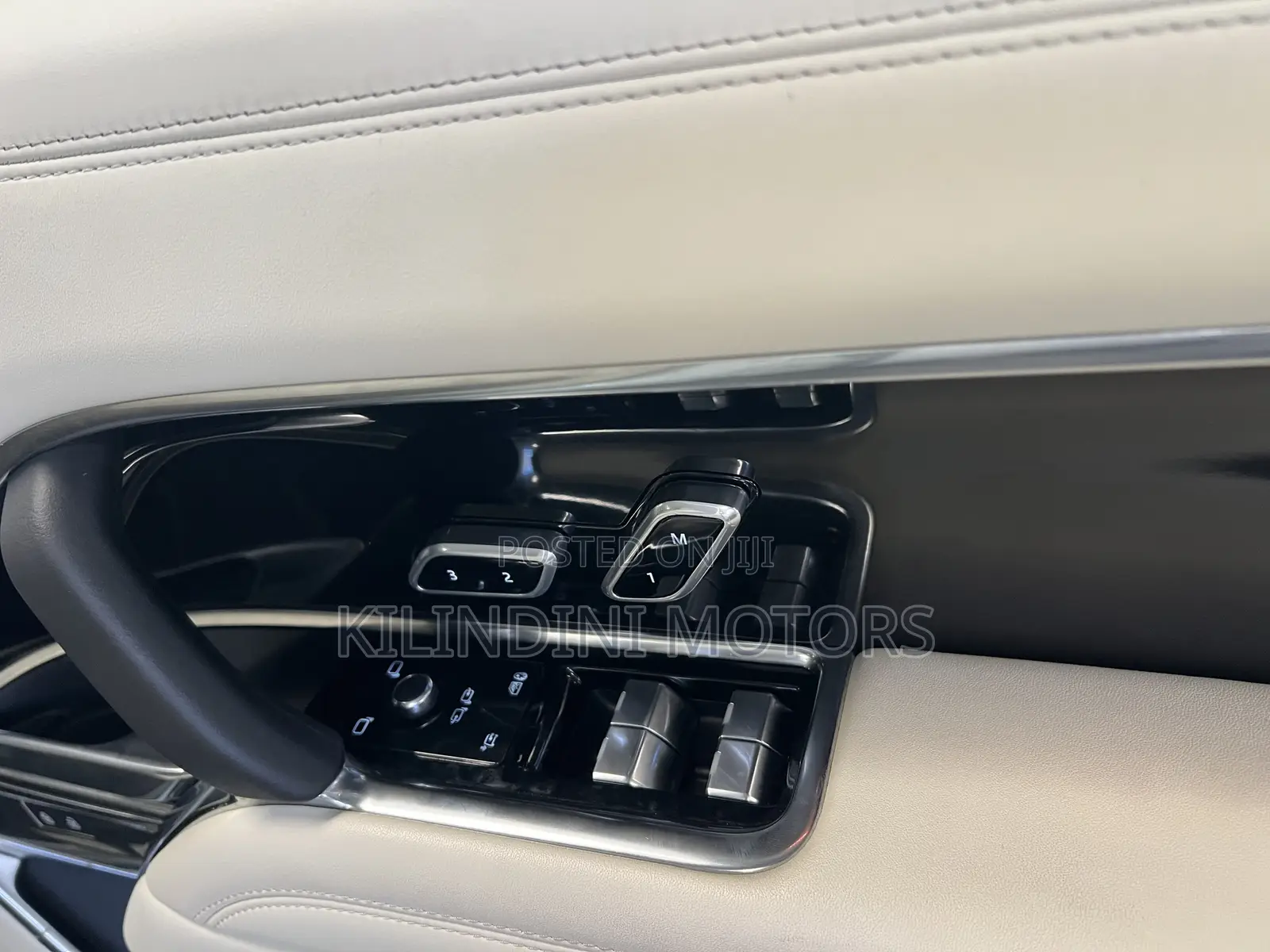 Land Rover Range Rover 2024 White