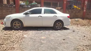 Toyota Corolla 2011 White