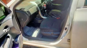Toyota Corolla 2011 White