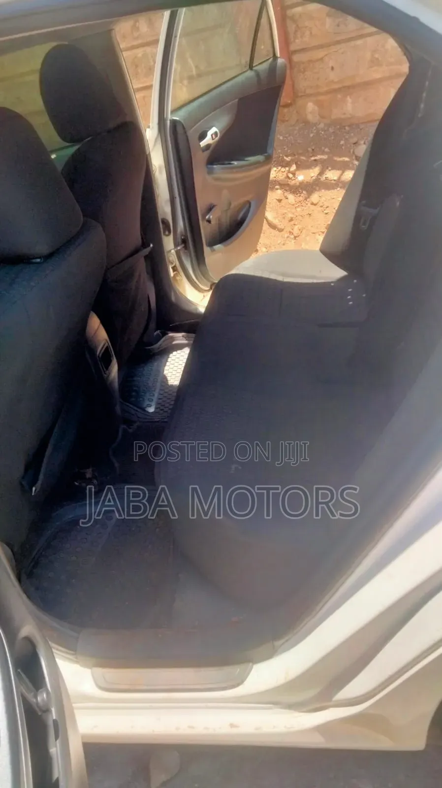 Toyota Corolla 2011 White