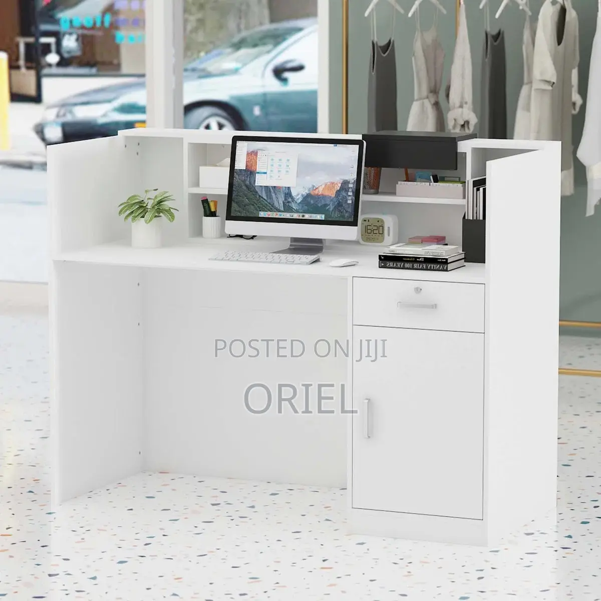 Office Reception Desk : Minimalist Reception Desk - 2M