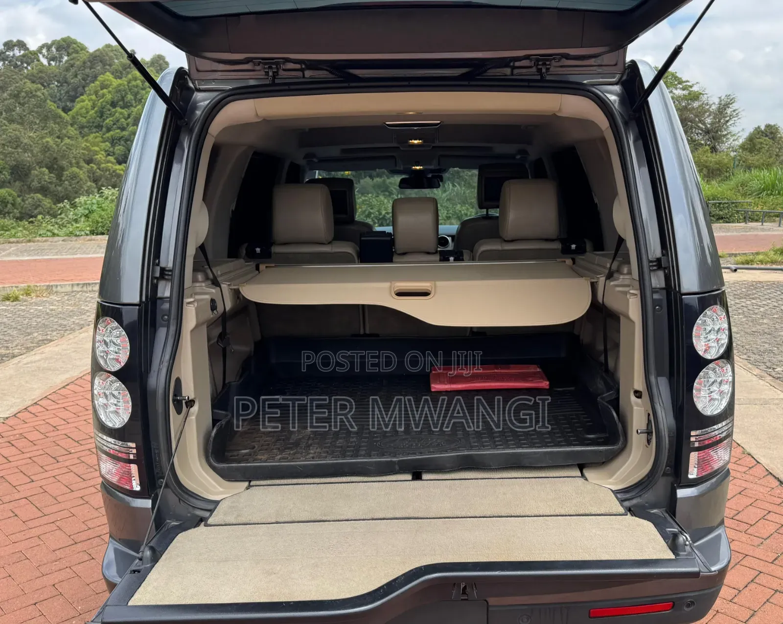 Land Rover Discovery 2015 Gray