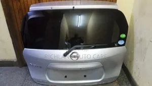 Boot Nissan Note E11