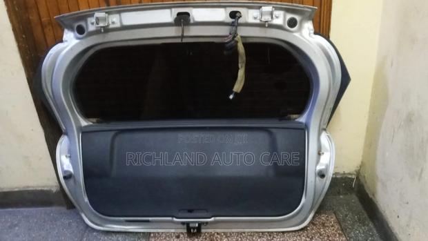 Boot Nissan Note E11 - thumbnail 2