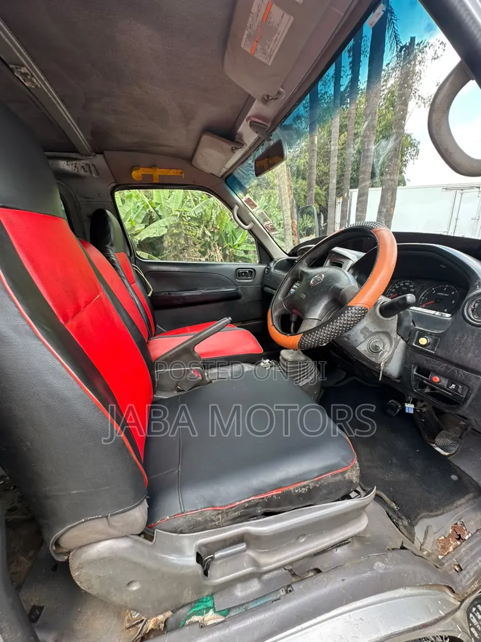 Nissan Caravan 2009 Silver