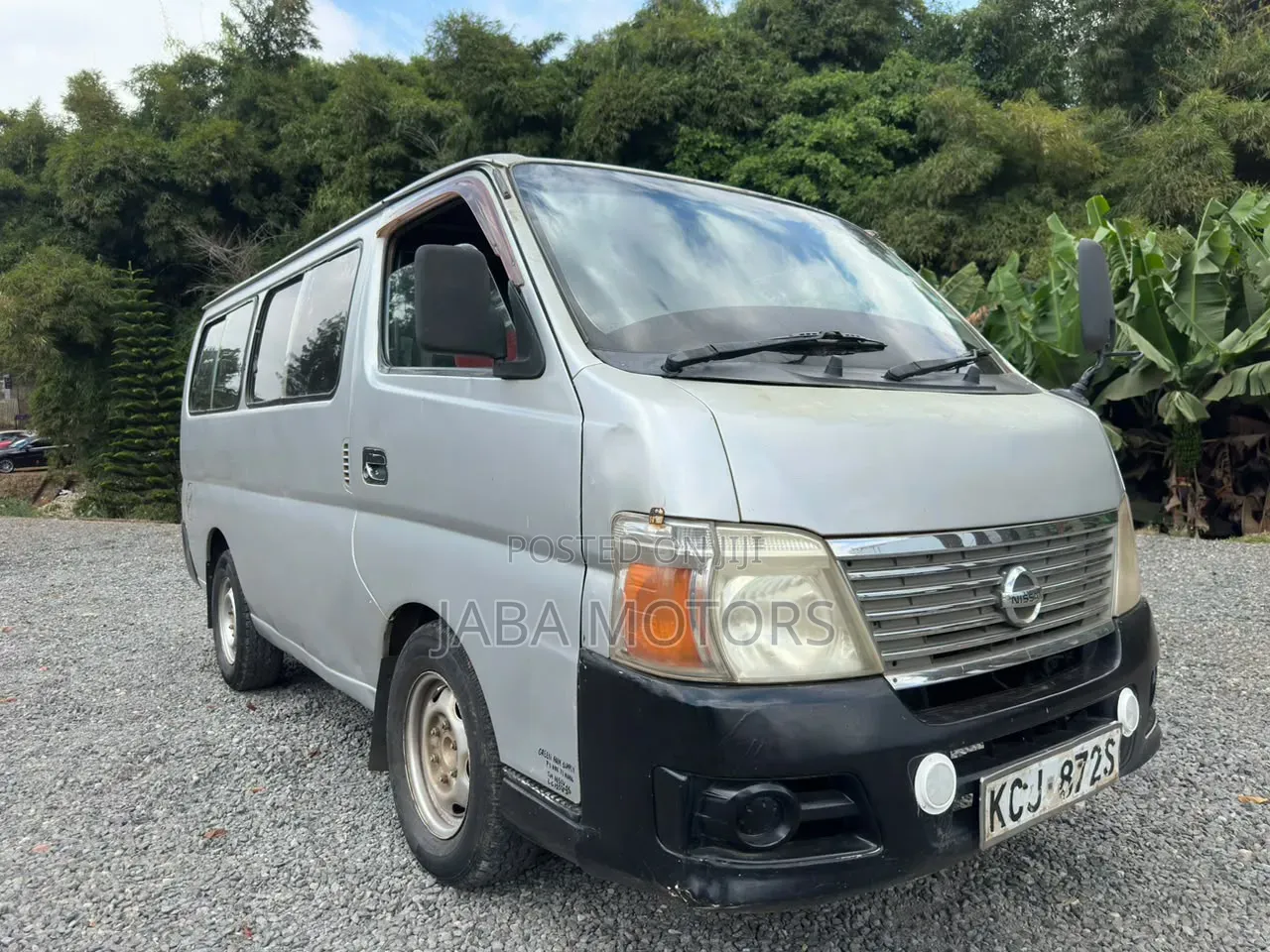 Nissan Caravan 2009 Silver