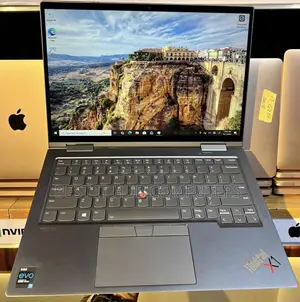 Laptop Lenovo ThinkPad X1 Yoga 16GB Intel Core i7 SSD 512GB