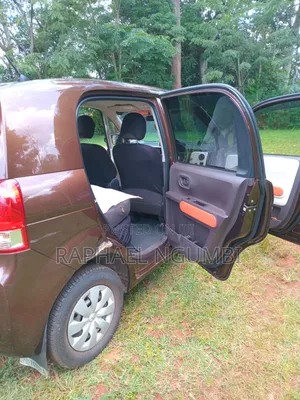 Toyota Porte 2014 Maroon