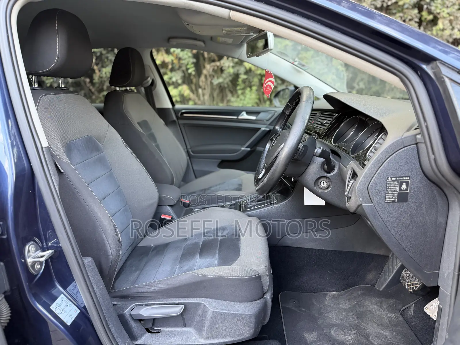 Volkswagen Golf 2013 Blue