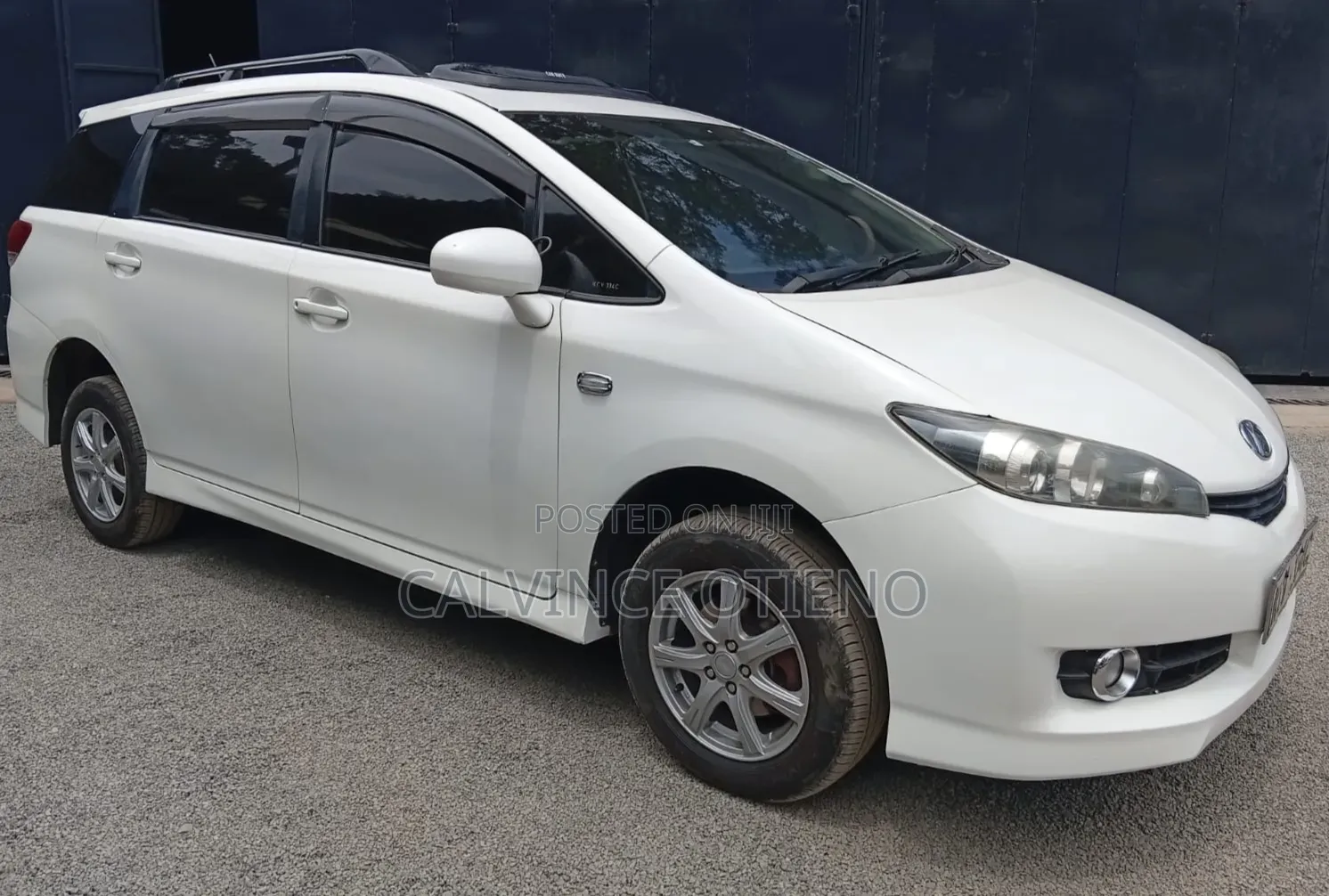 Toyota Wish 2012 White
