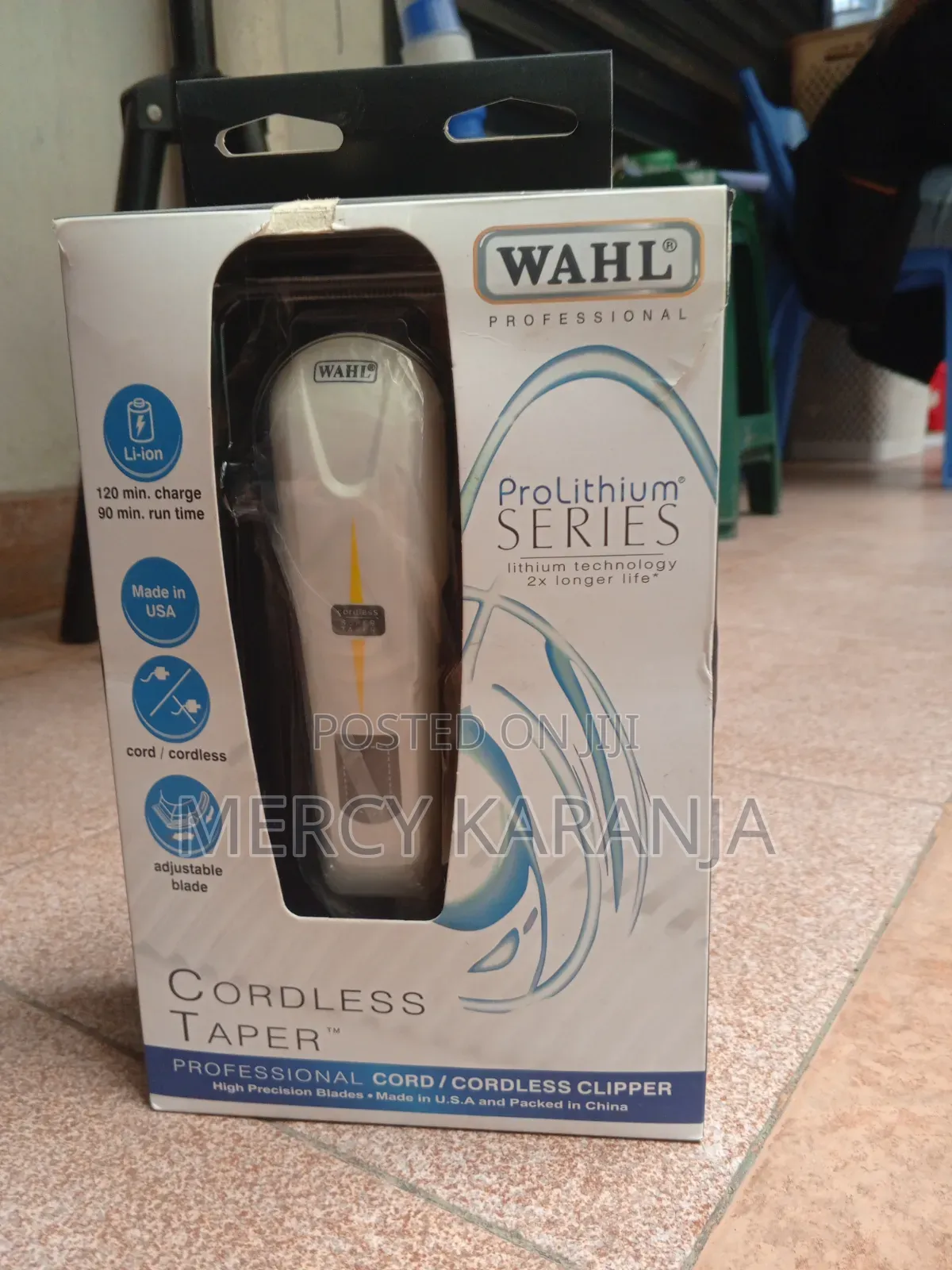 Original Wahl Shaver for a Neat and Clean Look