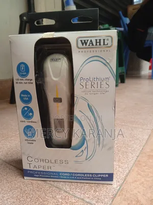 Original Wahl Shaver for a Neat and Clean Look