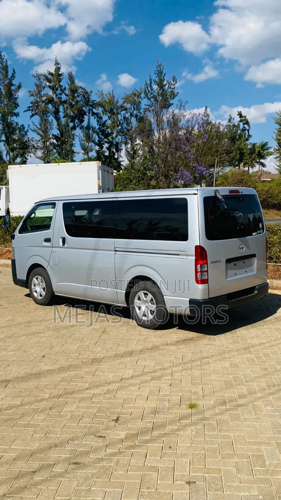 Toyota HiAce 2019 Silver