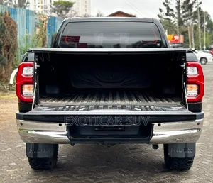 Toyota Hilux Revo Double Cab Deisel 2.8 AWD 2019 Off white