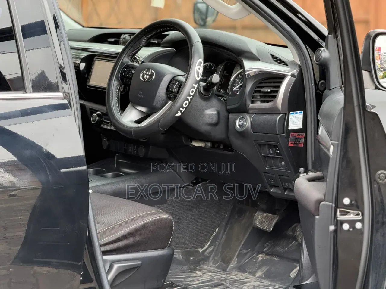 Toyota Hilux Revo Double Cab Deisel 2.8 AWD 2019 Off white