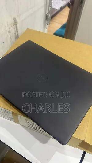 New Laptop Dell Vostro 14 3400 4GB Intel Core i3 SSD 256GB