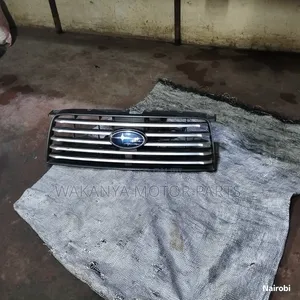 Subaru Forester SG9 Grille, Clean Ex Japan Motor Part