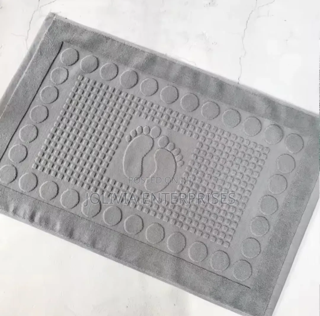 Hotel Quality Bath Mats - Grey