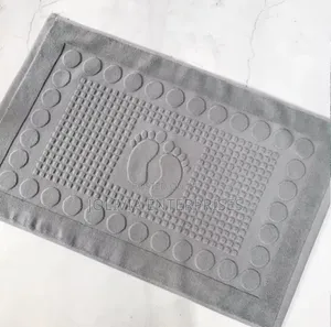 Hotel Quality Bath Mats - Grey
