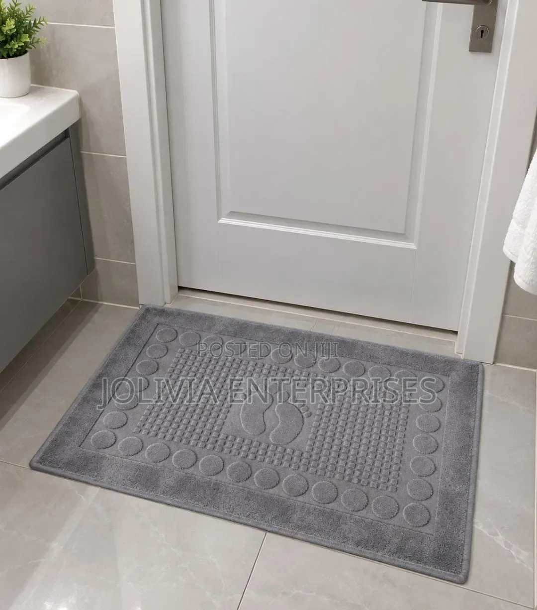 Hotel Quality Bath Mats - Grey