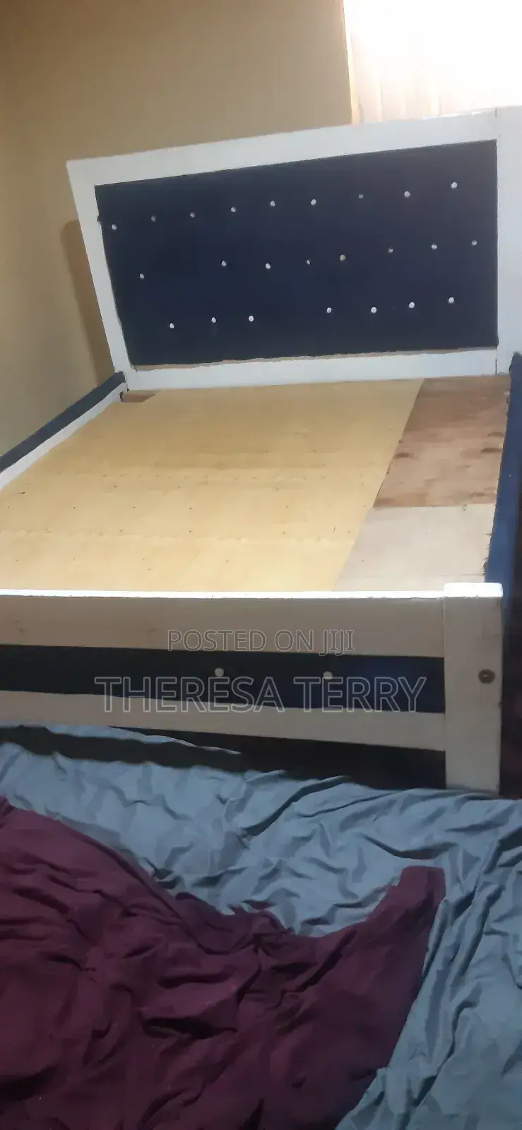 Used Bed 5 by 6