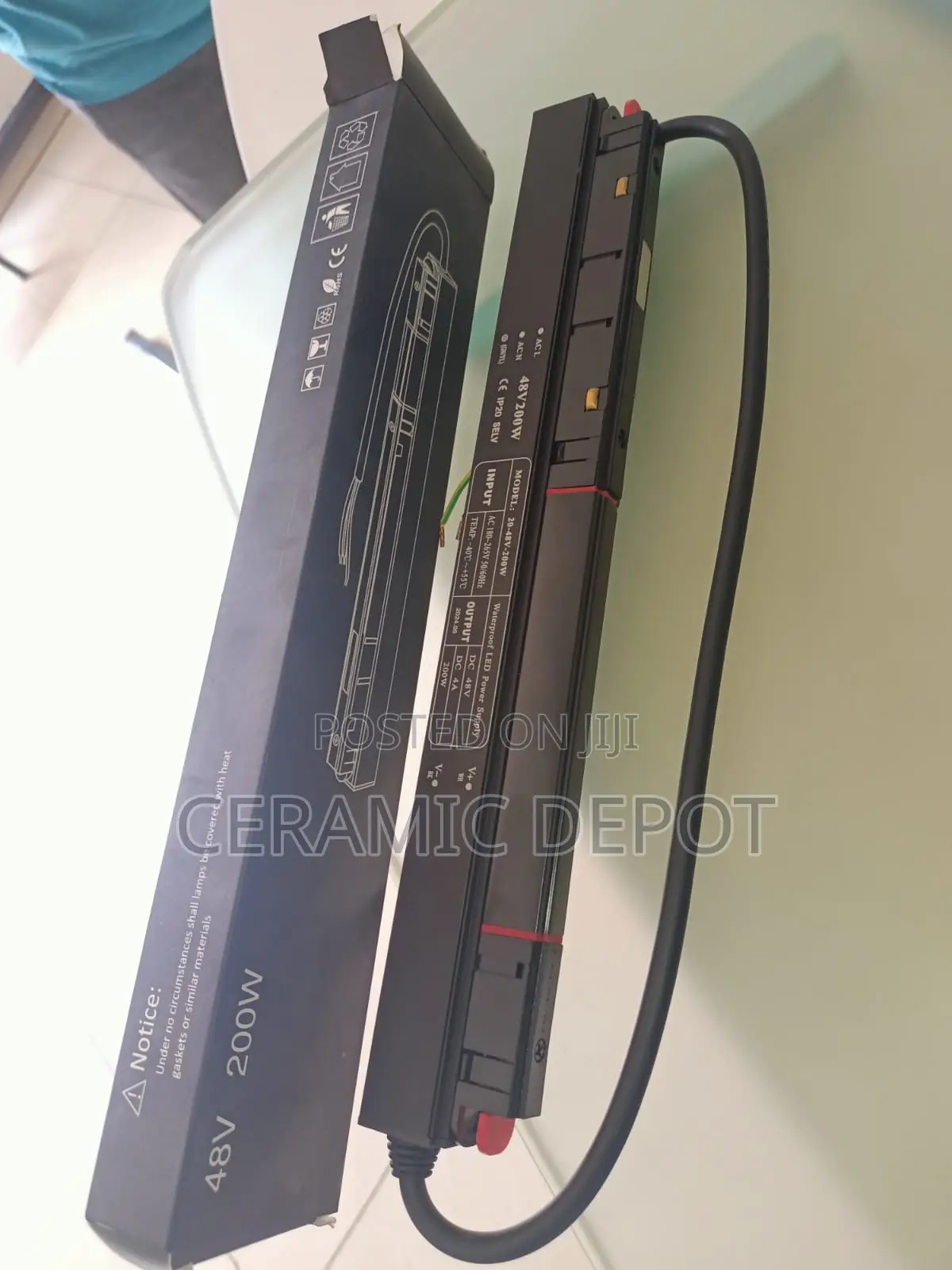 48V 200W Magnetic Track Light Power Supply
