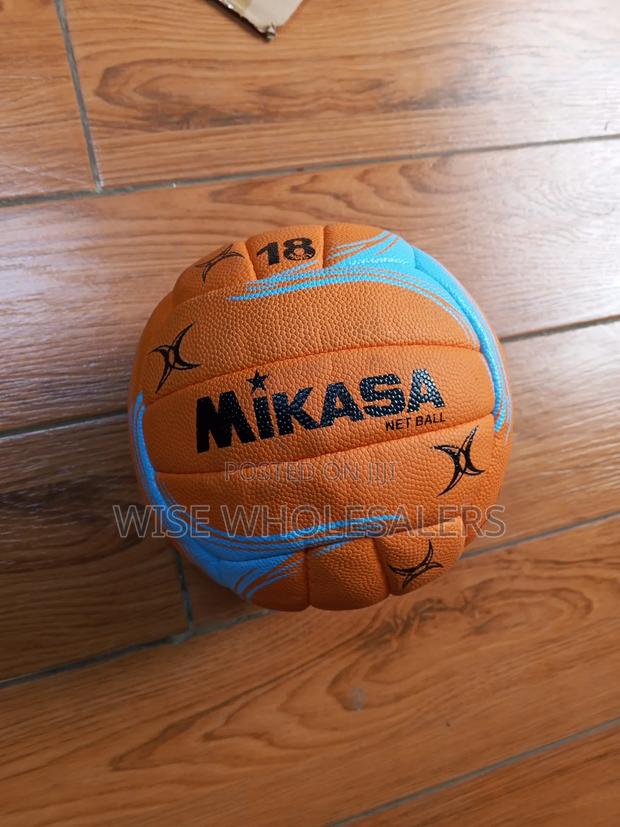 Netball Ball – Durable Grip Training & Match Netball - main view