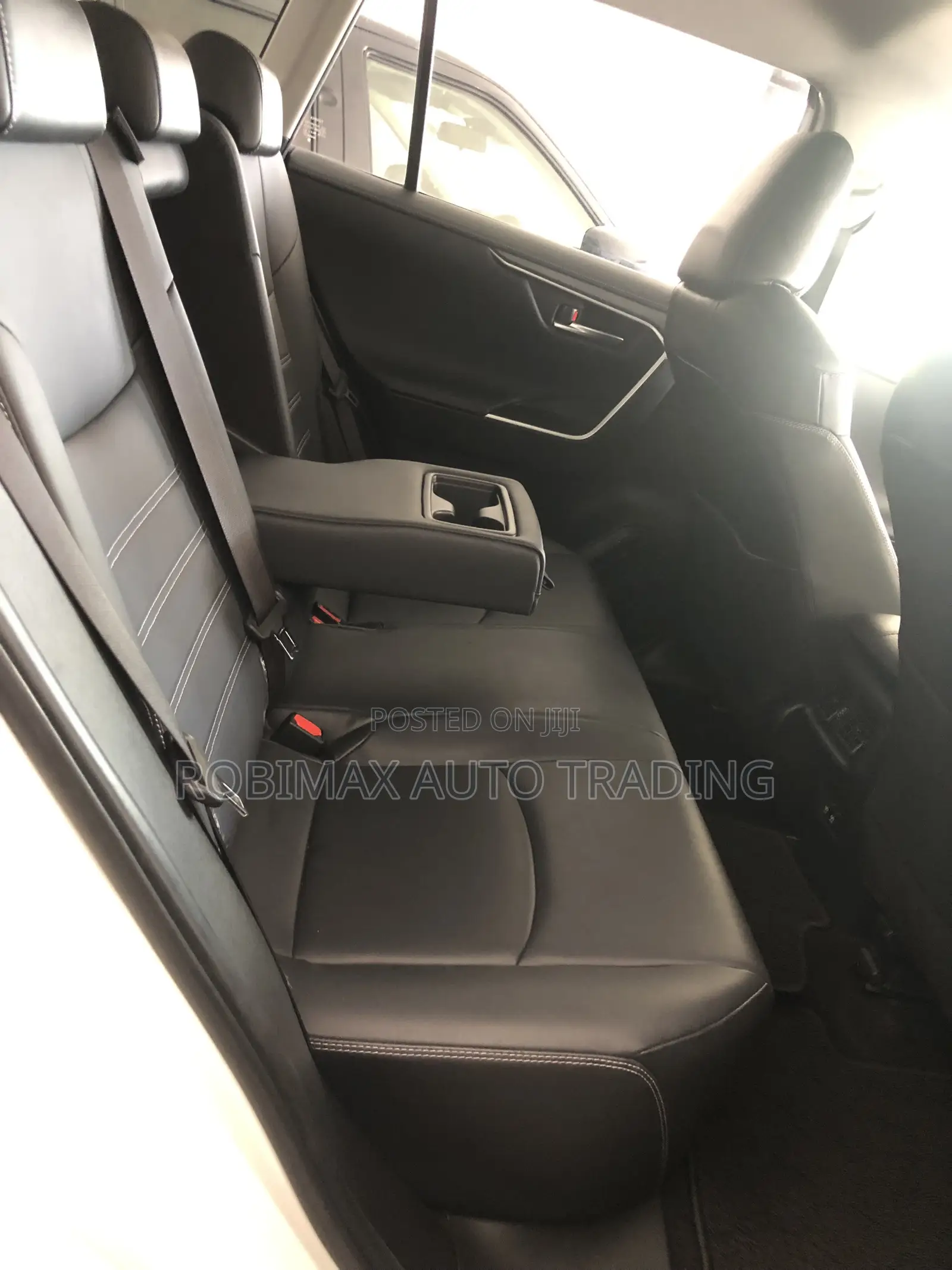Toyota RAV4 2020 White