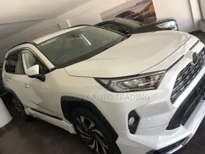 Toyota RAV4 2020 White