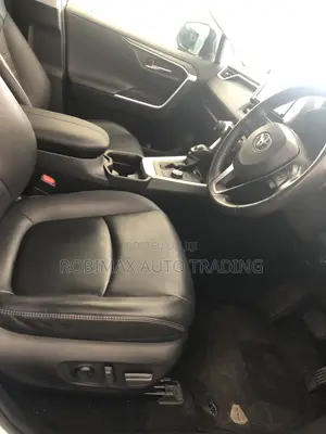 Toyota RAV4 2020 White