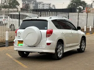 Toyota RAV4 2013 White
