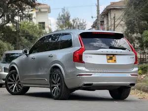 Volvo XC90 2020 Silver
