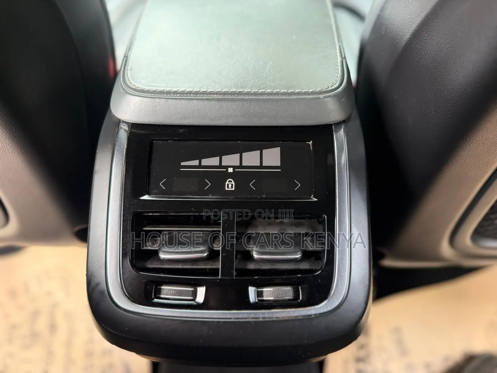 Volvo XC90 2020 Silver