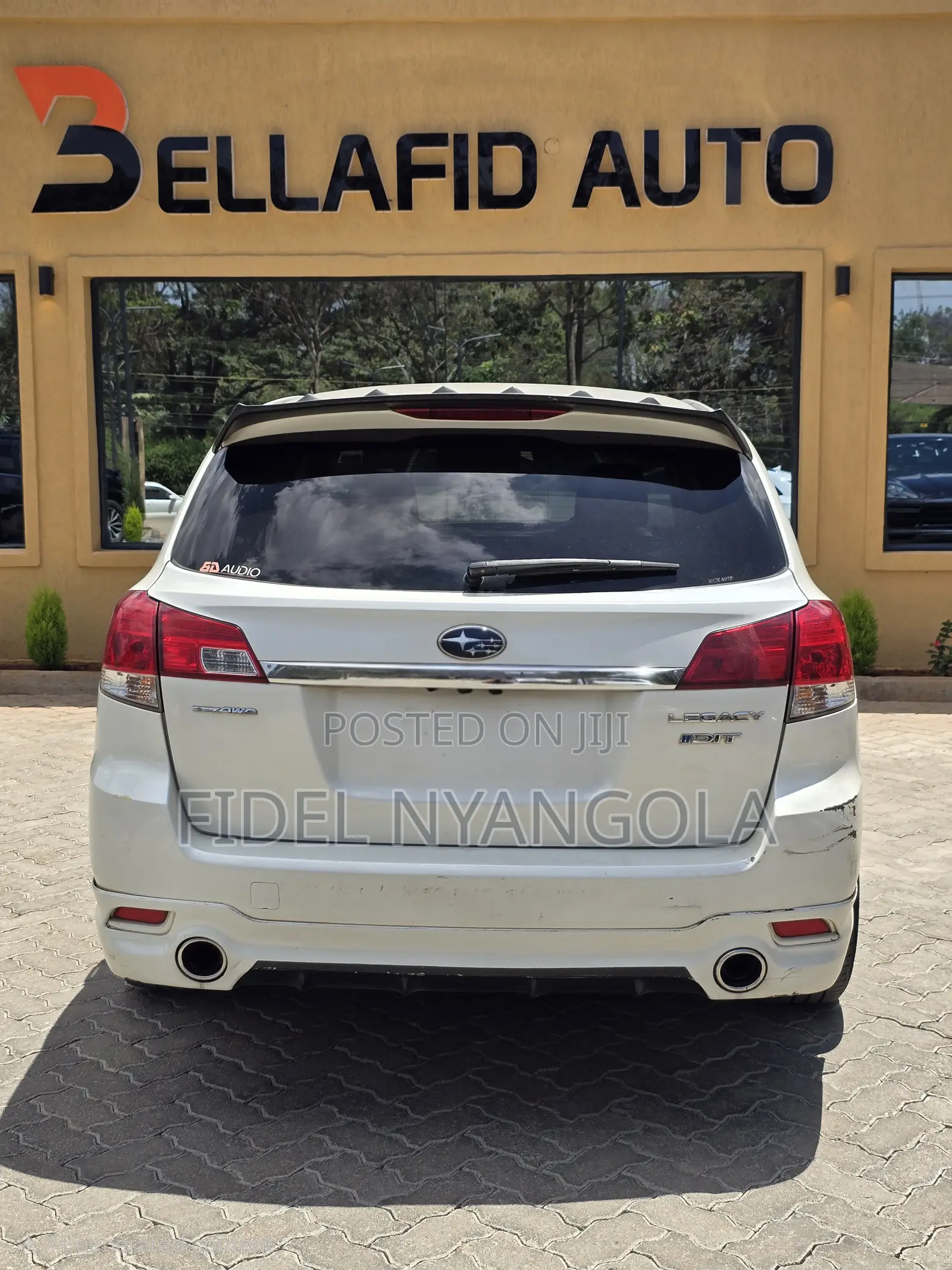 Subaru Legacy 2012 Pearl