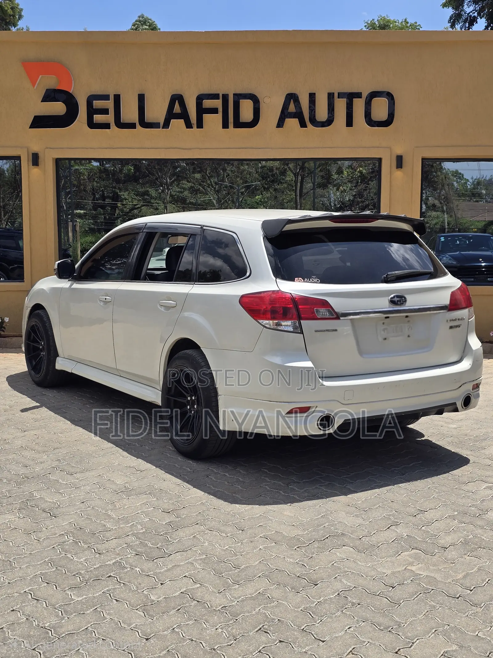 Subaru Legacy 2012 Pearl