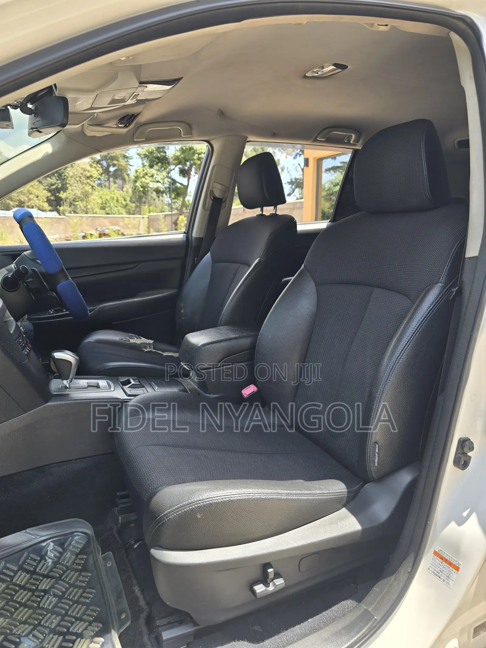 Subaru Legacy 2012 Pearl