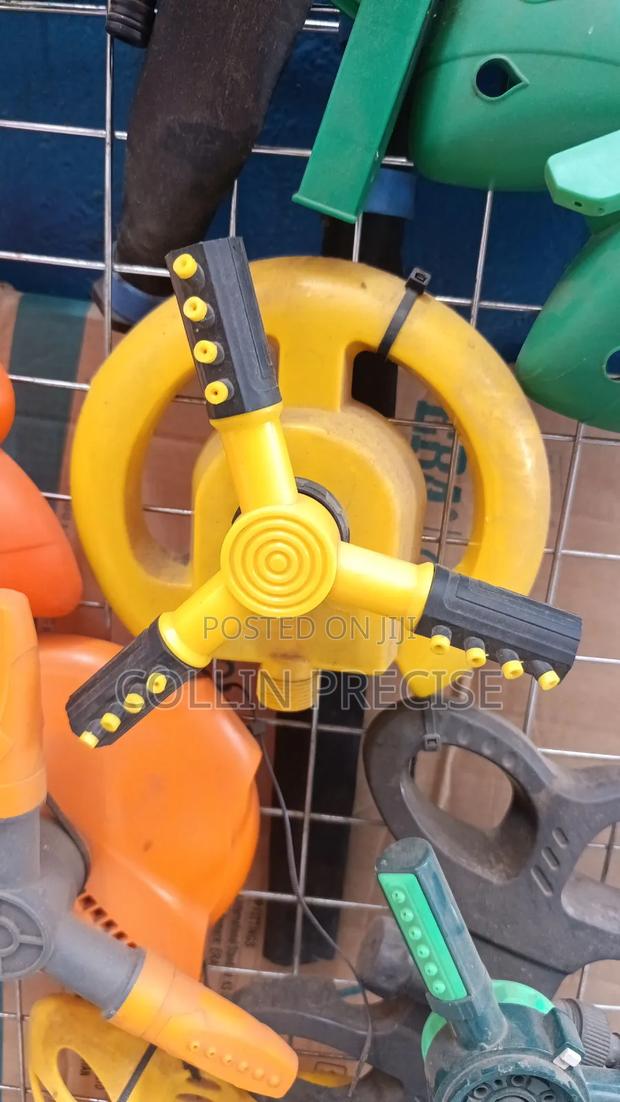 Lawn Sprinkler - main view