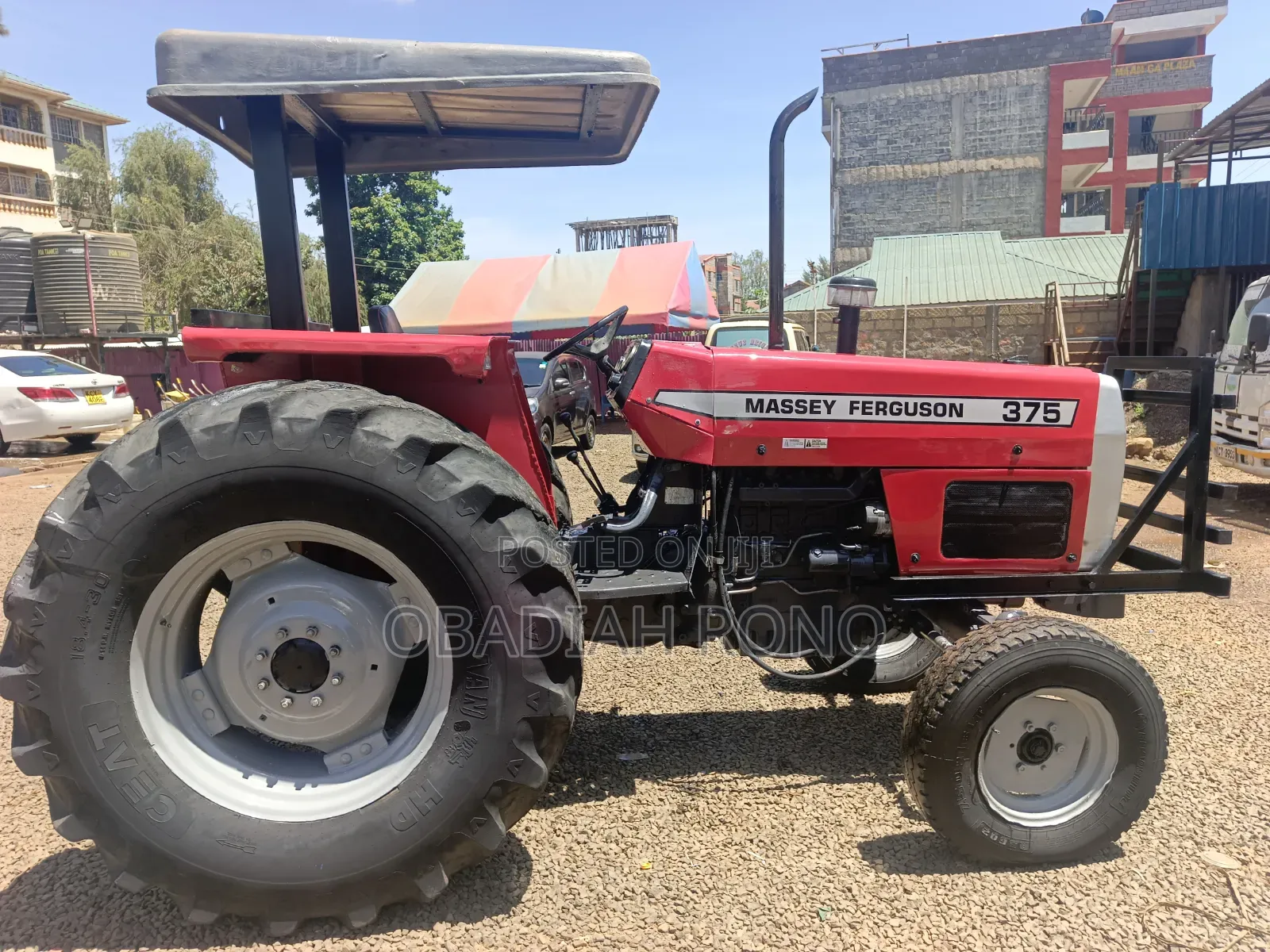 Massey Ferguson 375