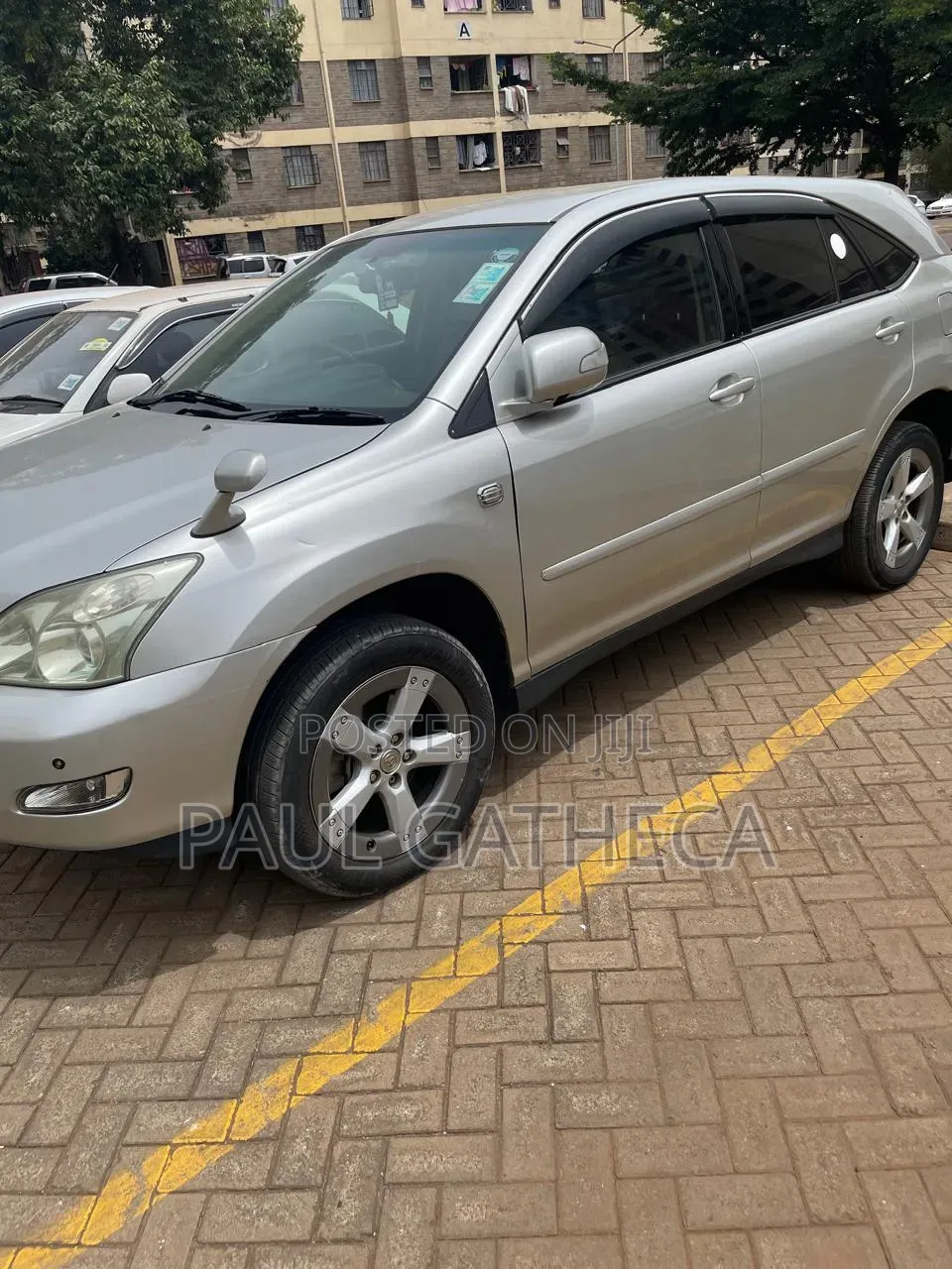 Toyota Harrier 2010 Silver