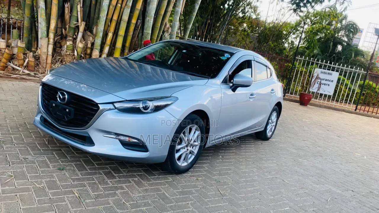 Mazda Axela 2018 Silver
