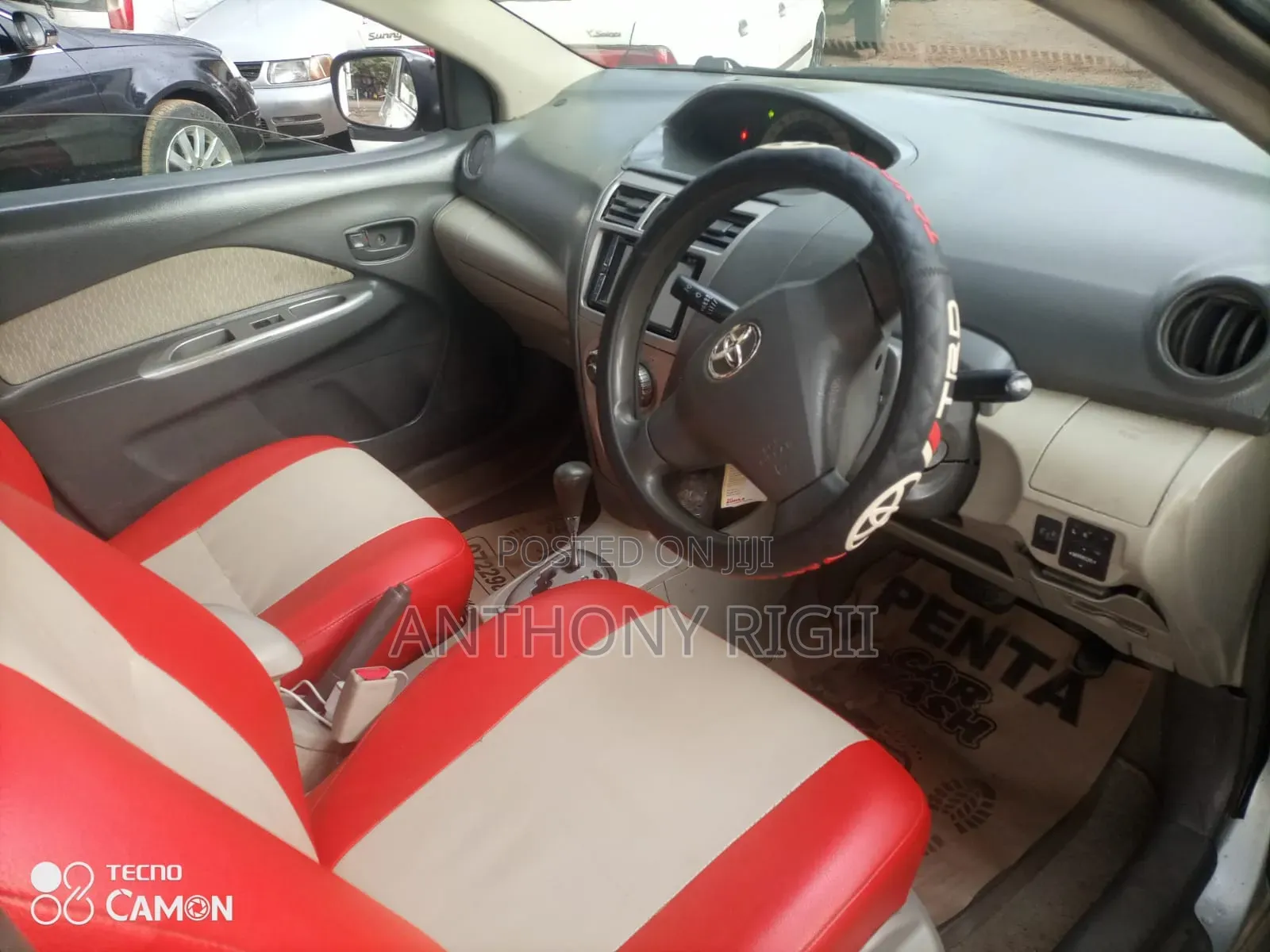 Toyota Belta 2011 Silver