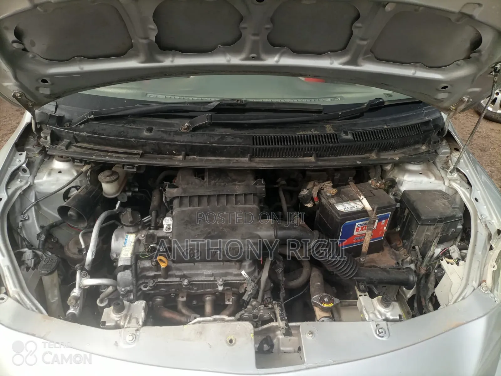 Toyota Belta 2011 Silver