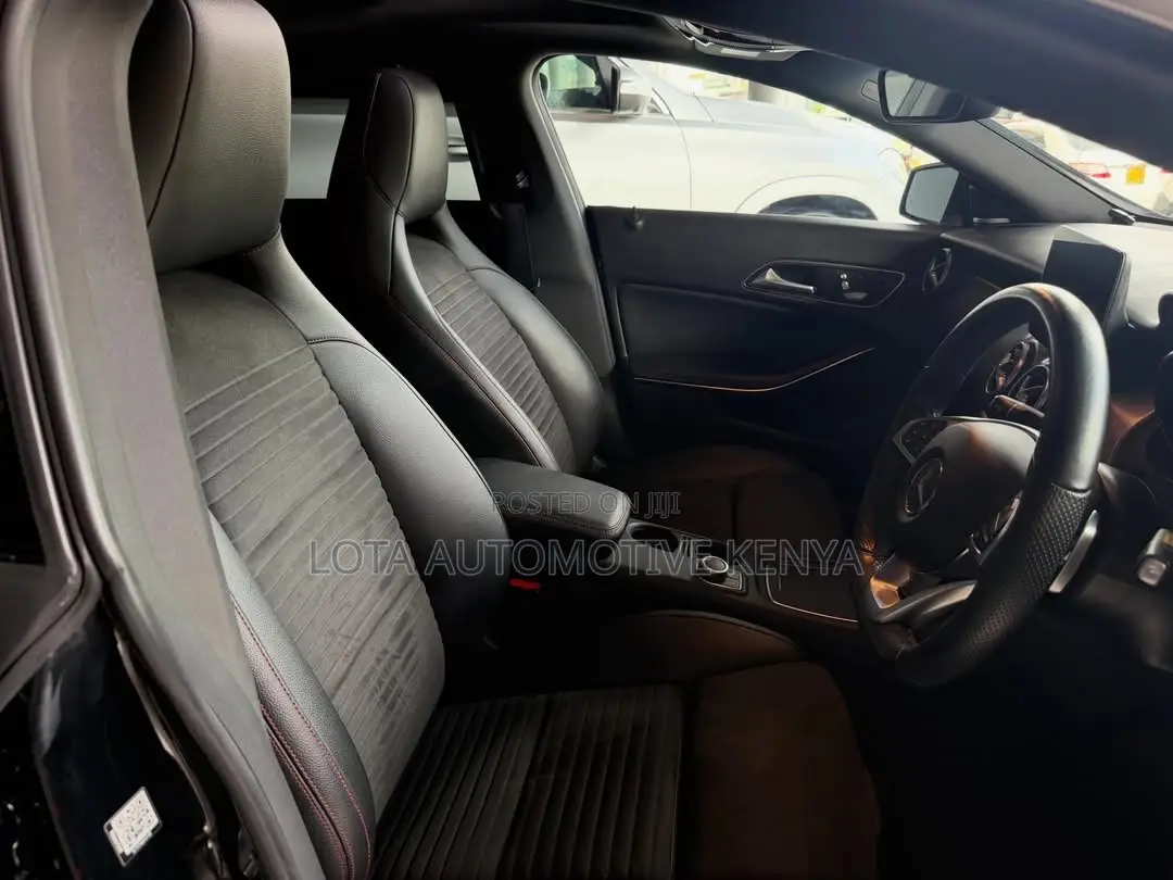 Mercedes-Benz CLA-Class 2019 Black